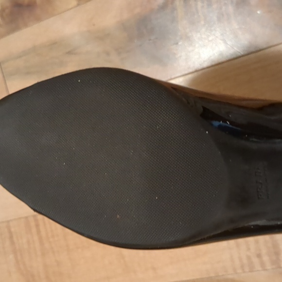 Prada shoes NWOT 💯 authentic - Picture 6 of 7